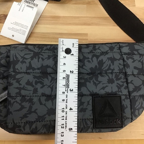 Reebok banana bag black grey travel bag ajustable strap one size floral - Picture 9 of 11